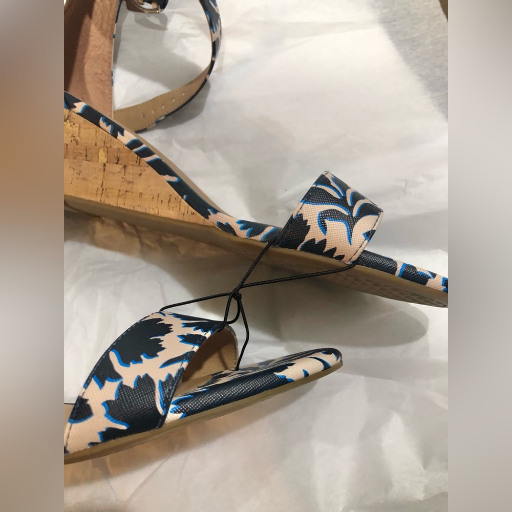 Aerosoles navy blue and cream floral ankle strap open toe cork wedge size 11 new - Picture 12 of 15